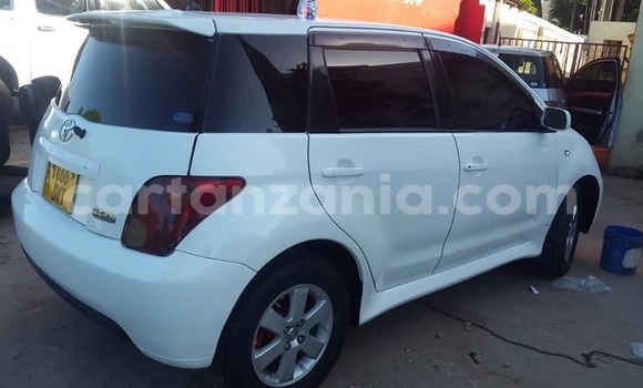 Nunua Ilio tumika Toyota IST Nyeupe Gari ndani ya Dar es Salaam nchini Dar es Salaam Nunua Ilio tumika Toyota IST Nyeupe Gari ndani ya Dar es Salaam nchini Dar es Salaam