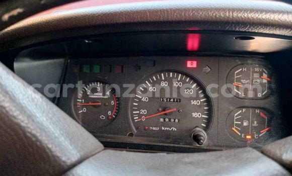 Nunua Ilio tumika Toyota Land Cruiser Prado Nyekundu Gari ndani ya Dar es Salaam nchini Dar es Salaam Nunua Ilio tumika Toyota Land Cruiser Prado Nyekundu Gari ndani ya Dar es Salaam nchini Dar es Salaam