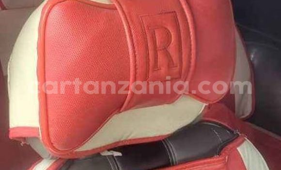 Nunua Ilio tumika Toyota RAV4 Bluu Gari ndani ya Dar es Salaam nchini Dar es Salaam Nunua Ilio tumika Toyota RAV4 Bluu Gari ndani ya Dar es Salaam nchini Dar es Salaam