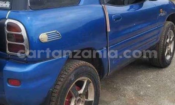 Nunua Ilio tumika Toyota RAV4 Bluu Gari ndani ya Dar es Salaam nchini Dar es Salaam Nunua Ilio tumika Toyota RAV4 Bluu Gari ndani ya Dar es Salaam nchini Dar es Salaam