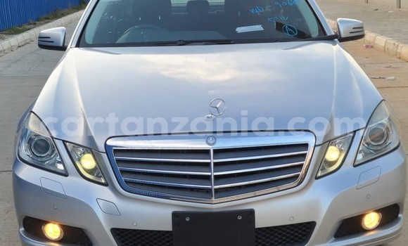 Buy Used Mercedes‒Benz E–Class Silver Car in Dar es Salaam in Dar es Salaam Buy Used Mercedes‒Benz E–Class Silver Car in Dar es Salaam in Dar es Salaam