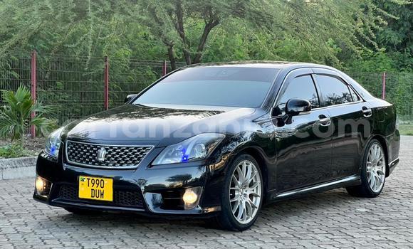 Nunua Ilio tumika Toyota Crown Nyeusi Gari ndani ya Dar es Salaam nchini Dar es Salaam Nunua Ilio tumika Toyota Crown Nyeusi Gari ndani ya Dar es Salaam nchini Dar es Salaam