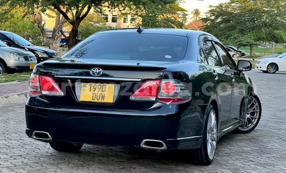 Nunua Ilio tumika Toyota Crown Nyeusi Gari ndani ya Dar es Salaam nchini Dar es Salaam Nunua Ilio tumika Toyota Crown Nyeusi Gari ndani ya Dar es Salaam nchini Dar es Salaam