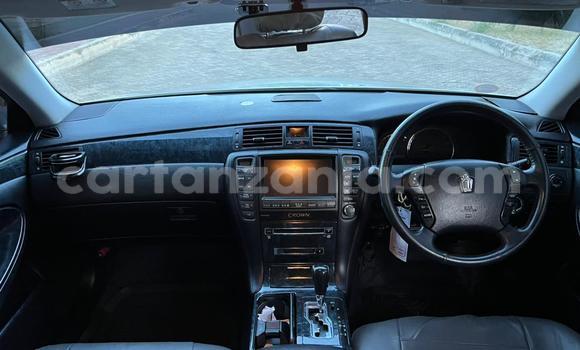 Nunua Ilio tumika Toyota Crown Fedha Gari ndani ya Dar es Salaam nchini Dar es Salaam Nunua Ilio tumika Toyota Crown Fedha Gari ndani ya Dar es Salaam nchini Dar es Salaam