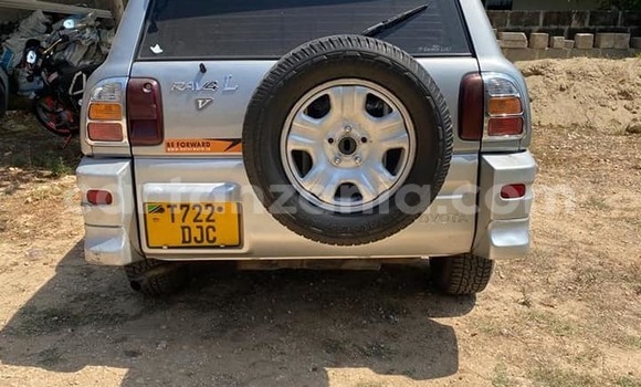 Buy Used Toyota RAV4 Silver Car in Dar es Salaam in Dar es Salaam Buy Used Toyota RAV4 Silver Car in Dar es Salaam in Dar es Salaam