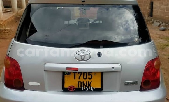 Buy Used Toyota IST Silver Car in Dar es Salaam in Dar es Salaam Buy Used Toyota IST Silver Car in Dar es Salaam in Dar es Salaam