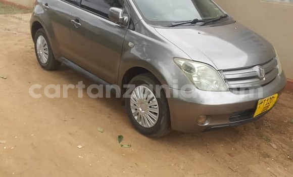 Buy Used Toyota IST Other Car in Dar es Salaam in Dar es Salaam Buy Used Toyota IST Other Car in Dar es Salaam in Dar es Salaam