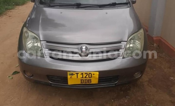 Buy Used Toyota IST Other Car in Dar es Salaam in Dar es Salaam Buy Used Toyota IST Other Car in Dar es Salaam in Dar es Salaam