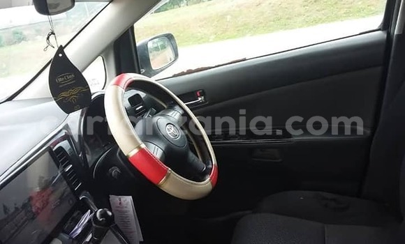 Buy Used Toyota Wish Silver Car in Lindi in Lindi Buy Used Toyota Wish Silver Car in Lindi in Lindi