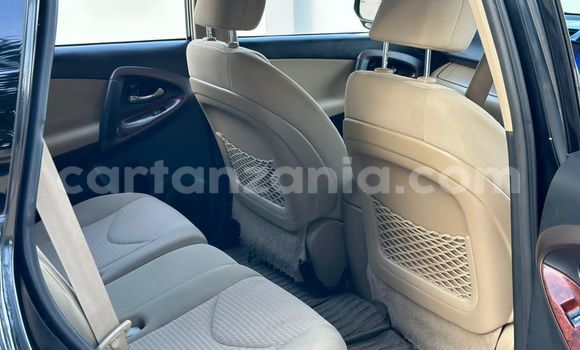 Nunua Ilio tumika Toyota Vanguard Nyeusi Gari ndani ya Dar es Salaam nchini Dar es Salaam Nunua Ilio tumika Toyota Vanguard Nyeusi Gari ndani ya Dar es Salaam nchini Dar es Salaam