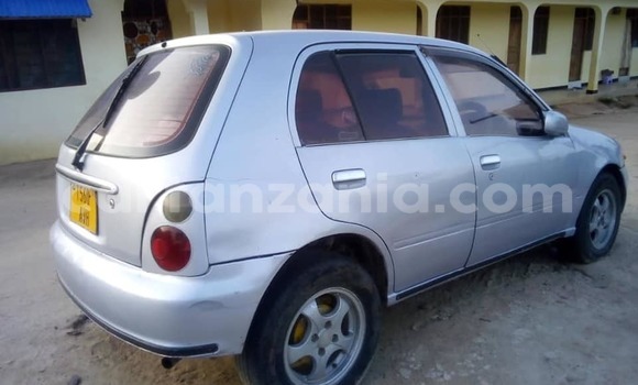 Nunua Ilio tumika Toyota Starlet Fedha Gari ndani ya Dar es Salaam nchini Dar es Salaam Nunua Ilio tumika Toyota Starlet Fedha Gari ndani ya Dar es Salaam nchini Dar es Salaam