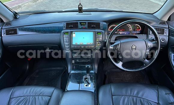 Buy Used Toyota Crown White Car in Dar es Salaam in Dar es Salaam Buy Used Toyota Crown White Car in Dar es Salaam in Dar es Salaam