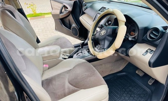 Nunua Ilio tumika Toyota Vanguard Nyeusi Gari ndani ya Dar es Salaam nchini Dar es Salaam Nunua Ilio tumika Toyota Vanguard Nyeusi Gari ndani ya Dar es Salaam nchini Dar es Salaam