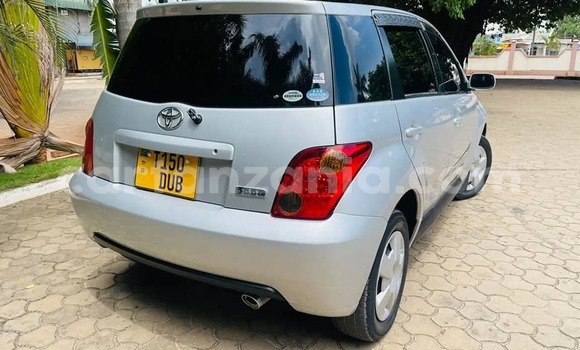 Nunua Ilio tumika Toyota IST Fedha Gari ndani ya Dar es Salaam nchini Dar es Salaam Nunua Ilio tumika Toyota IST Fedha Gari ndani ya Dar es Salaam nchini Dar es Salaam