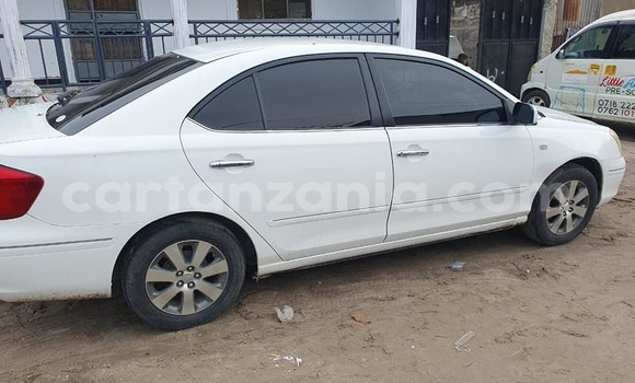 Buy Used Toyota Premio White Car in Dar es Salaam in Dar es Salaam