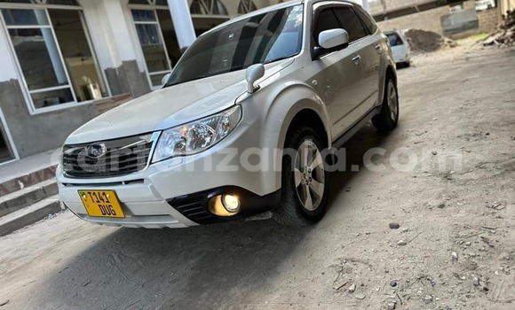 Nunua Ilio tumika Subaru Forester Nyeupe Gari ndani ya Dar es Salaam nchini Dar es Salaam Nunua Ilio tumika Subaru Forester Nyeupe Gari ndani ya Dar es Salaam nchini Dar es Salaam
