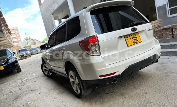 Nunua Ilio tumika Subaru Forester Nyeupe Gari ndani ya Dar es Salaam nchini Dar es Salaam Nunua Ilio tumika Subaru Forester Nyeupe Gari ndani ya Dar es Salaam nchini Dar es Salaam
