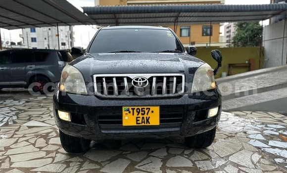Nunua Ilio tumika Toyota Land Cruiser Prado Nyeusi Gari ndani ya Dar es Salaam nchini Dar es Salaam Nunua Ilio tumika Toyota Land Cruiser Prado Nyeusi Gari ndani ya Dar es Salaam nchini Dar es Salaam