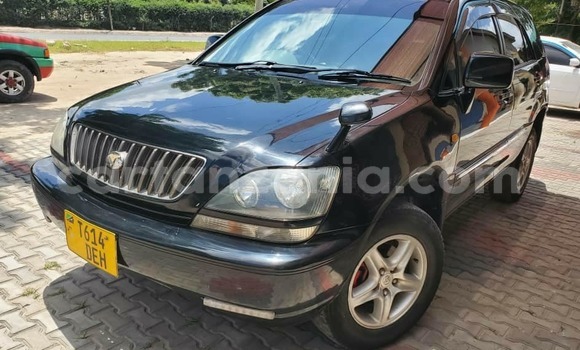 Buy Used Toyota Harrier Black Car in Dar es Salaam in Dar es Salaam