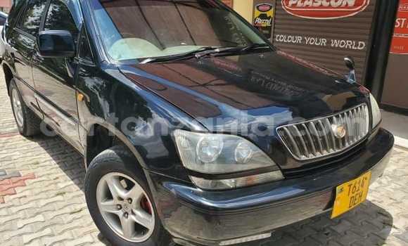 Nunua Ilio tumika Toyota Harrier Nyeusi Gari ndani ya Dar es Salaam nchini Dar es Salaam Nunua Ilio tumika Toyota Harrier Nyeusi Gari ndani ya Dar es Salaam nchini Dar es Salaam