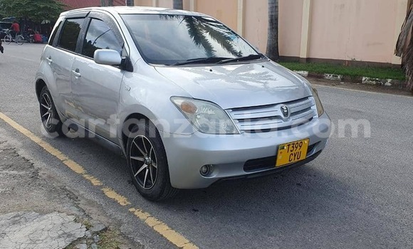 Nunua Ilio tumika Toyota IST Fedha Gari ndani ya Dar es Salaam nchini Dar es Salaam Nunua Ilio tumika Toyota IST Fedha Gari ndani ya Dar es Salaam nchini Dar es Salaam