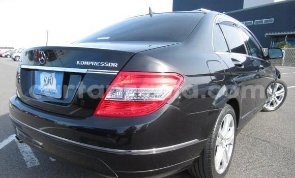 Nunua Mpya Mercedes-Benz C-Classe Nyeusi Gari ndani ya Dar es Salaam nchini Dar es Salaam Nunua Mpya Mercedes-Benz C-Classe Nyeusi Gari ndani ya Dar es Salaam nchini Dar es Salaam
