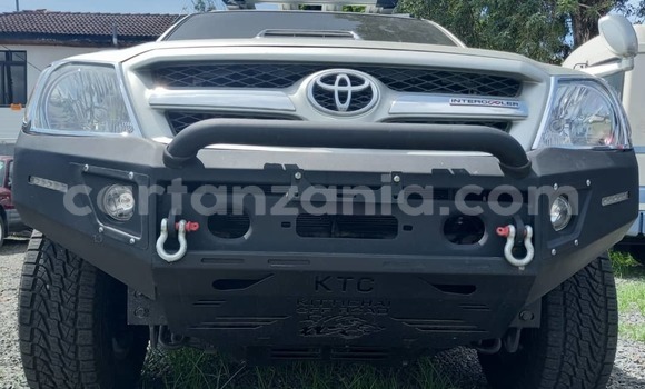 Buy Used Toyota Hilux Silver Car in Dar es Salaam in Dar es Salaam Buy Used Toyota Hilux Silver Car in Dar es Salaam in Dar es Salaam