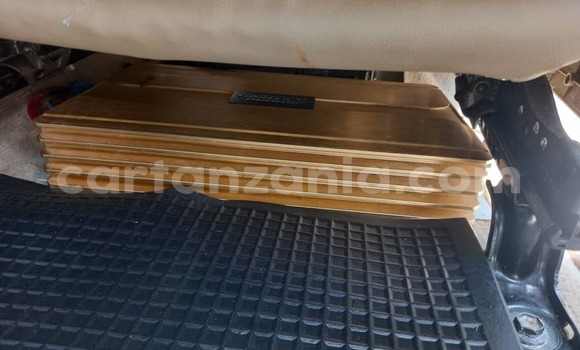 Buy Used Toyota Hilux Silver Car in Dar es Salaam in Dar es Salaam Buy Used Toyota Hilux Silver Car in Dar es Salaam in Dar es Salaam