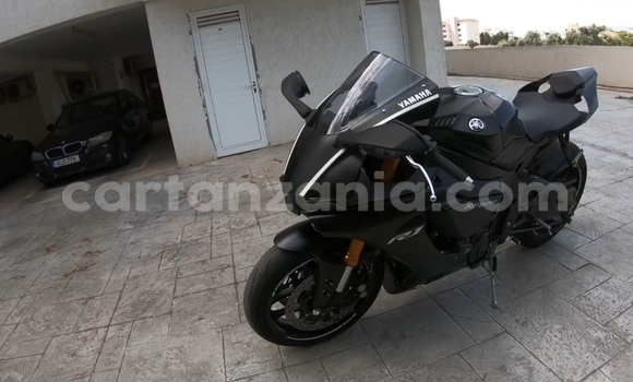 Buy Used Yamaha R1 Black Bike in Dar es Salaam in Dar es Salaam Buy Used Yamaha R1 Black Bike in Dar es Salaam in Dar es Salaam