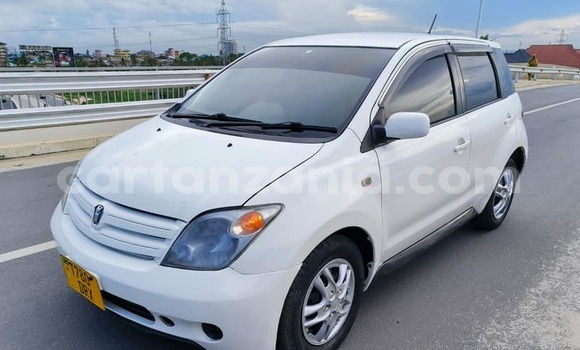 Nunua Ilio tumika Toyota IST Nyeupe Gari ndani ya Dar es Salaam nchini Dar es Salaam Nunua Ilio tumika Toyota IST Nyeupe Gari ndani ya Dar es Salaam nchini Dar es Salaam