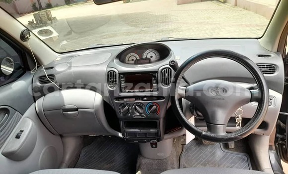 Nunua Ilio tumika Toyota FunCargo Nyeusi Gari ndani ya Dar es Salaam nchini Dar es Salaam Nunua Ilio tumika Toyota FunCargo Nyeusi Gari ndani ya Dar es Salaam nchini Dar es Salaam