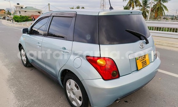 Buy Used Toyota IST Blue Car in Dar es Salaam in Dar es Salaam Buy Used Toyota IST Blue Car in Dar es Salaam in Dar es Salaam