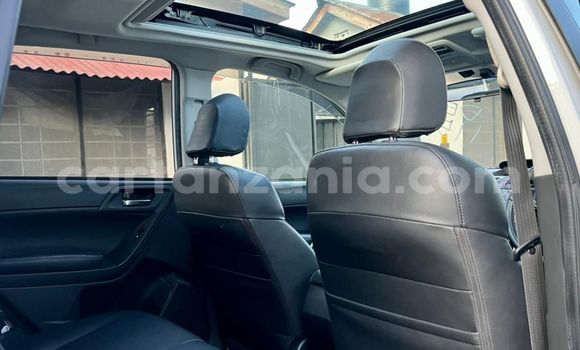 Buy Import Subaru Forester White Car in Dar es Salaam in Dar es Salaam Buy Import Subaru Forester White Car in Dar es Salaam in Dar es Salaam