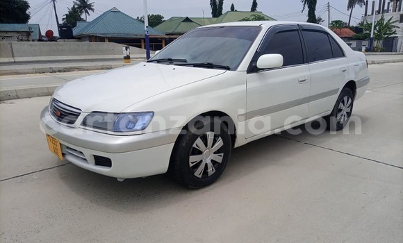 Buy Used Toyota Premio White Car in Dar es Salaam in Dar es Salaam