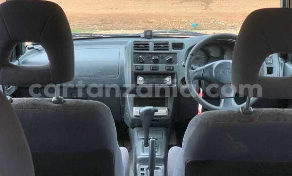 Buy Used Toyota RAV4 White Car in Dar es Salaam in Dar es Salaam Buy Used Toyota RAV4 White Car in Dar es Salaam in Dar es Salaam