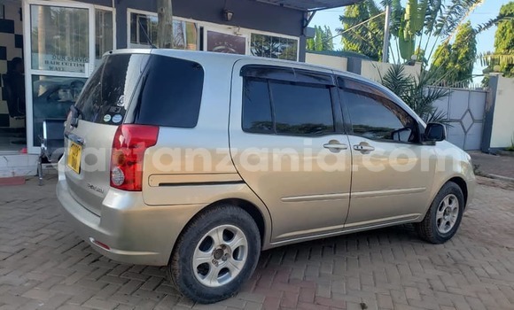 Buy Used Toyota Raum Silver Car in Dar es Salaam in Dar es Salaam Buy Used Toyota Raum Silver Car in Dar es Salaam in Dar es Salaam