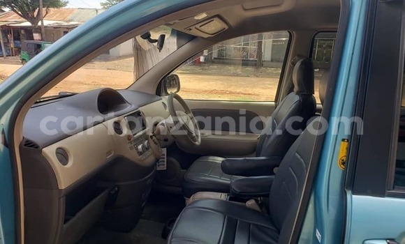 Nunua Ilio tumika Toyota Sienta Bluu Gari ndani ya Dar es Salaam nchini Dar es Salaam Nunua Ilio tumika Toyota Sienta Bluu Gari ndani ya Dar es Salaam nchini Dar es Salaam