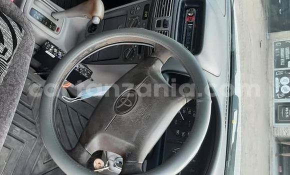 Nunua Ilio tumika Toyota Corolla Fedha Gari ndani ya Dar es Salaam nchini Dar es Salaam Nunua Ilio tumika Toyota Corolla Fedha Gari ndani ya Dar es Salaam nchini Dar es Salaam