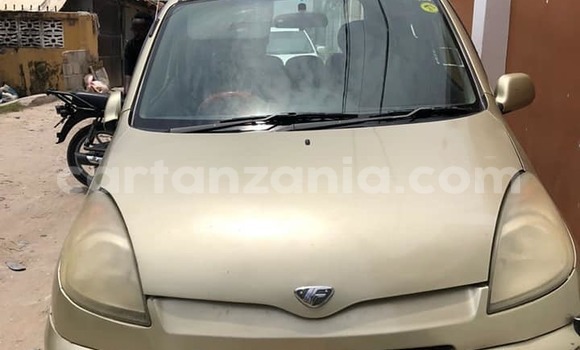 Buy Used Toyota FunCargo Brown Car in Dar es Salaam in Dar es Salaam