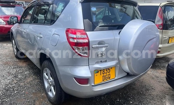 Buy Used Toyota RAV4 Silver Car in Dar es Salaam in Dar es Salaam