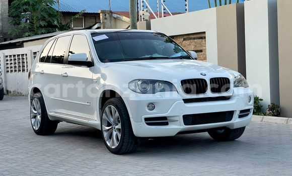 Nunua Imported BMW X5 Nyeupe Gari ndani ya Dar es Salaam nchini Dar es Salaam Nunua Imported BMW X5 Nyeupe Gari ndani ya Dar es Salaam nchini Dar es Salaam
