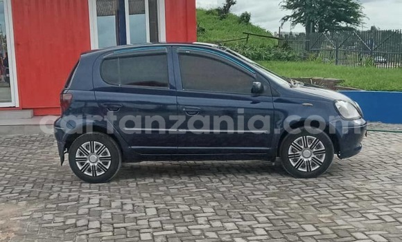 Buy Used Toyota Vitz Green Car in Dar es Salaam in Dar es Salaam Buy Used Toyota Vitz Green Car in Dar es Salaam in Dar es Salaam