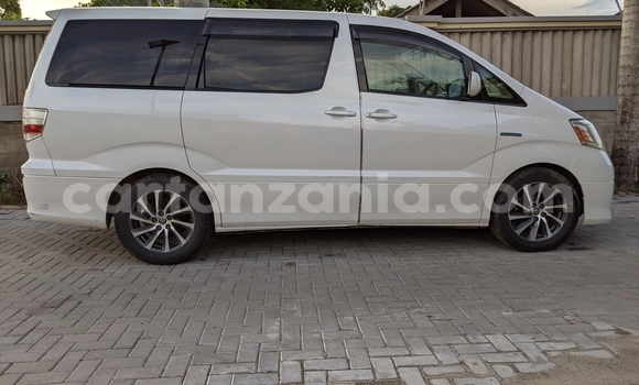 Buy Used Toyota Alphard White Car in Dar es Salaam in Dar es Salaam Buy Used Toyota Alphard White Car in Dar es Salaam in Dar es Salaam