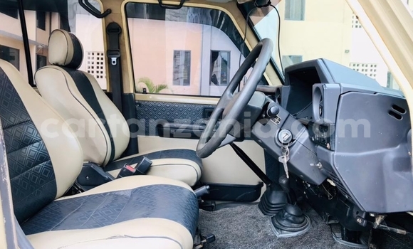 Buy Used Toyota Land Cruiser Beige Car in Dar es Salaam in Dar es Salaam Buy Used Toyota Land Cruiser Beige Car in Dar es Salaam in Dar es Salaam