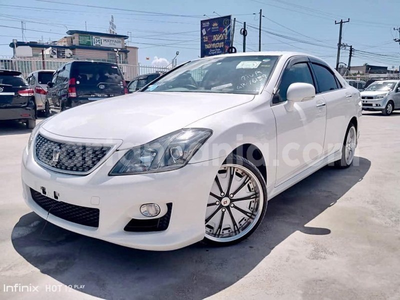 Big with watermark toyota crown dar es salaam dar es salaam 18416