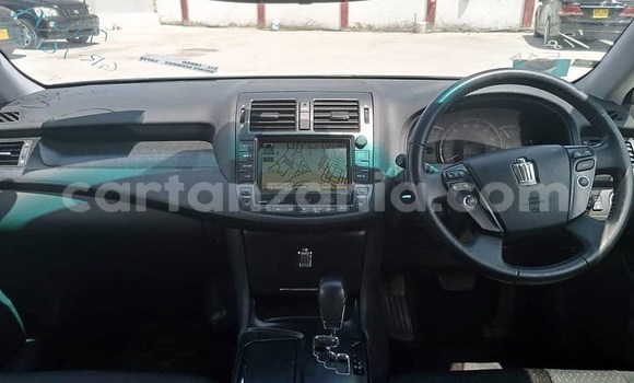 Buy New Toyota Crown White Car in Dar es Salaam in Dar es Salaam Buy New Toyota Crown White Car in Dar es Salaam in Dar es Salaam