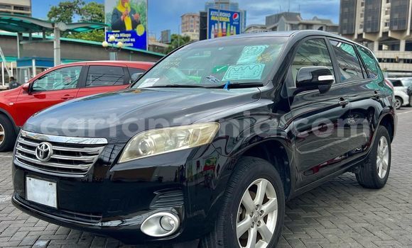 Nunua Imported Toyota Vanguard Nyeusi Gari ndani ya Dar es Salaam nchini Dar es Salaam