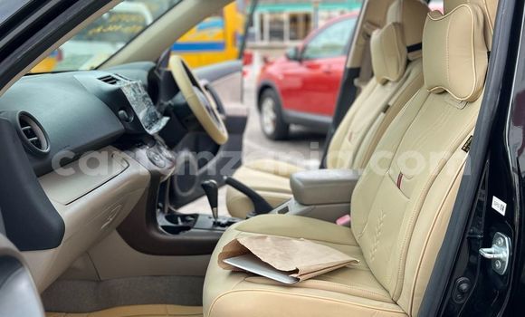 Nunua Imported Toyota Vanguard Nyeusi Gari ndani ya Dar es Salaam nchini Dar es Salaam Nunua Imported Toyota Vanguard Nyeusi Gari ndani ya Dar es Salaam nchini Dar es Salaam