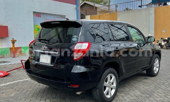 Nunua Imported Toyota Vanguard Nyeusi Gari ndani ya Dar es Salaam nchini Dar es Salaam Nunua Imported Toyota Vanguard Nyeusi Gari ndani ya Dar es Salaam nchini Dar es Salaam