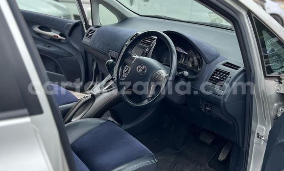 Nunua Imported Toyota Blade Fedha Gari ndani ya Dar es Salaam nchini Dar es Salaam Nunua Imported Toyota Blade Fedha Gari ndani ya Dar es Salaam nchini Dar es Salaam